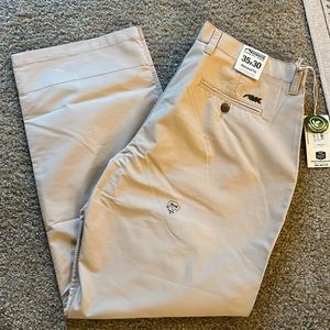 NWT Men’s Mountain Khakis